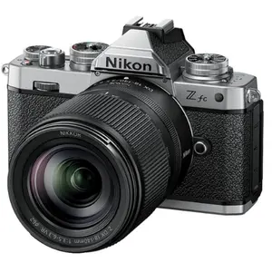 Comparateur de prix : Nikon NIKON Z fc 20.9 Mp  Kit DX 18-140 mm F/3.5-5.6G ED VR, argent