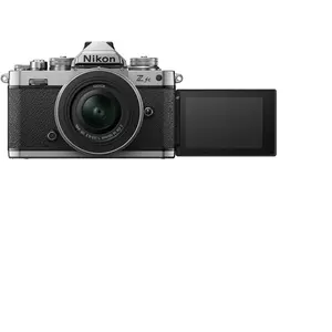 Comparateur de prix : Appareil photo hybride Nikon Z FC + Z DX 16-50mm f/3.5-6.3 Vintage Silver