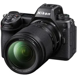 Comparateur de prix : Appareil photo hybride Nikon Z6III + Z 24-200mm f/6,3-4 Noir