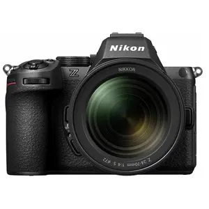 Comparateur de prix : Nikon Z5 II + 24-70mm f/4 S