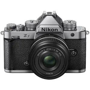 Comparateur de prix : NIKON Zf Silver + Objectif NIKKOR Z 40mm f/2 SE Garanti 3 ans