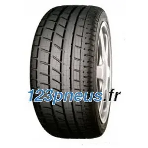 Yokohama A008P 245/45 ZR16 94W pas cher