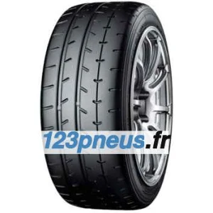Comparateur de prix : Yokohama Advan A052 225/45 R16 93W