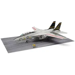 Comparateur de prix : Tamiya Maquette Avion Grumman® F-14a Tomcat (Late Model) Carrier Launch Set