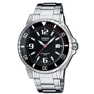 Comparateur de prix : CASIO - Montre en acier inoxydable - BASIC - Gris