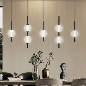 Viokef Suspension LED Abeona, longueur 105 cm, métal noir, à 7 lampes. pas cher
