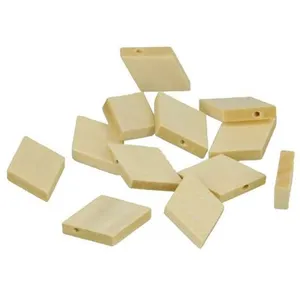 Comparateur de prix : Artemio 12 perles en bois losanges 30 mm