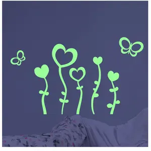 Ambiance-sticker Sticker Phosphorescent Plante avec coeur floral, papillons pas cher
