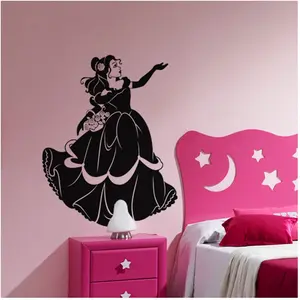 Ambiance-sticker Sticker Femme avec panier de fleursVendu parambiance-sticker