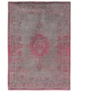 Comparateur de prix : Non communiqué Tapis Louis De Poortere Medallion Design Éclair Rose 140 X 200cm