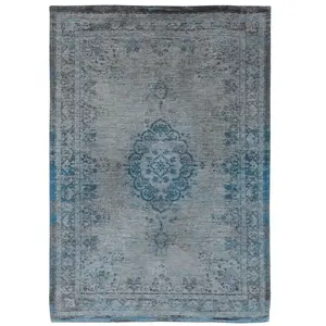 Comparateur de prix : Non communiqué Tapis Louis De Poortere Medallion Design Gris Turquoise 170 X 240cm