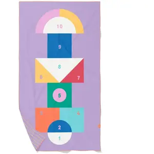 Comparateur de prix : Quut Serviette de plage 2 en 1 Marelle (140 x 70 cm)