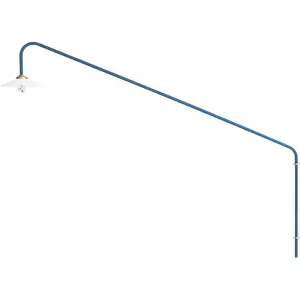 valerie objects - Applique avec prise Lamp - Bleu - Acier - Designer M...Vendu parmade-in-design