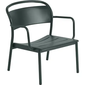 Fauteuil de jardin en métal vert foncé Linear - Muuto pas cher