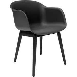 Muuto - Fauteuil Fiber - Noir - Plastique recyclé - Designer Iskos-Ber...Vendu parmade-in-design