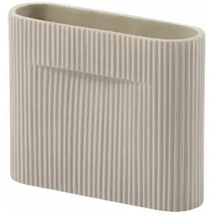 Comparateur de prix : Muuto - Vase Ridge - Beige - Faïence - Designer Studio Kaksikko