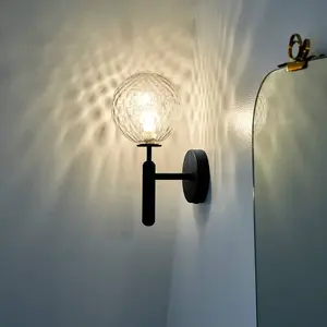Nuura Aps Nuura Miira Wall applique gris/transparentVendu pararchiproducts