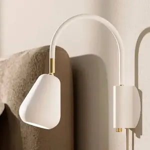 Nuura Aps Nuura Spot mural Anoli, blanc/doré, métal, GU10, ficheVendu parluminaire