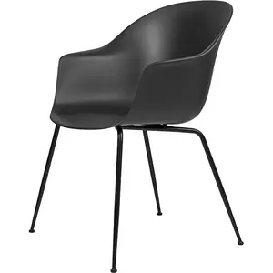 Gubi Chaise Avec Accoudoirs Bat Dining Chair Avec La Base Noir (Black ...