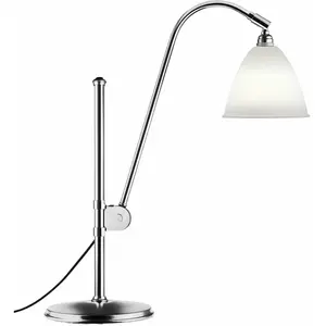 Lampe de table crème base argenté en laiton BL1 - GubiVendu parmyareadesign