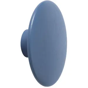 Muuto - Patère The dots - Bleu - Frêne teinté - Designer Lars Tornoe