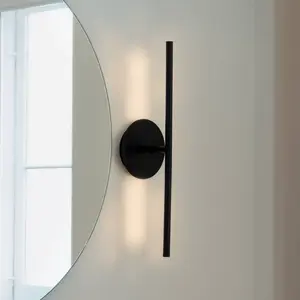 Applique murale LED UMAGE Omni, noir, largeur 54 cm, à 2 lampes.Vendu parluminaire