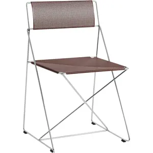 Hay - Chaise empilable X-Line - Rouge - Tôle d'acier perforée - Design... pas cher