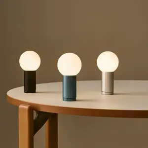Lampe de table LED HAY TURN ON, noir, hauteur 20 cm, à intensité varia... pas cher