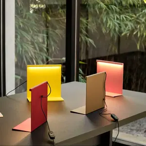 Hay LBM-Lampe de bureau LED Métal H22cm pas cher