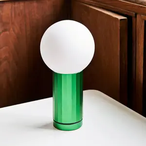 HAY Turn on lampe à poser LED dimmable pied vert pas cher
