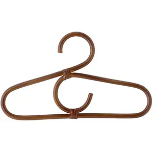 Cintre enfant en rotin Aranya brun - Bloomingville pas cher