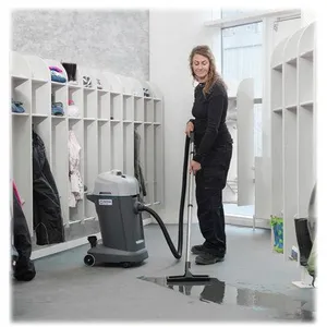 Nilfisk Aspirateur VL500 35 EDF Noir Gris Noir/Gris TU pas cher