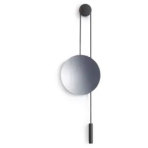 Miroir mural gris Rise & Shine - New WorksVendu parluminaire
