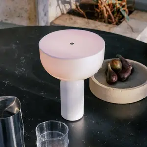 Comparateur de prix : New Works KIZU-Lampe à poser sans fil Marbre H24cm