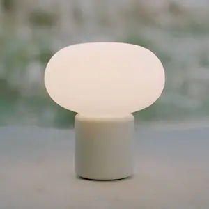 New Works KARL JOHAN-Lampe à poser sans fil d'extérieur H18cmVendu parluminaire
