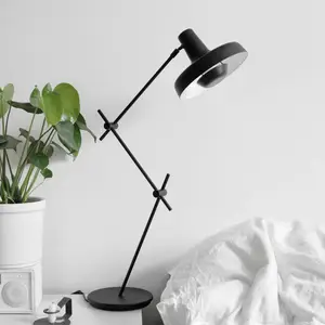 Comparateur de prix : GRUPA Arigato lampe à poser, bras 3 parties, noir