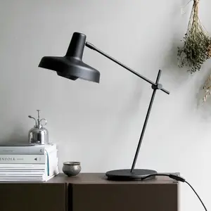 Comparateur de prix : GRUPA Arigato Palace lampe de table double bras noir