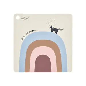 OYOY Set de table en silicone Follow The Rainbow pas cher