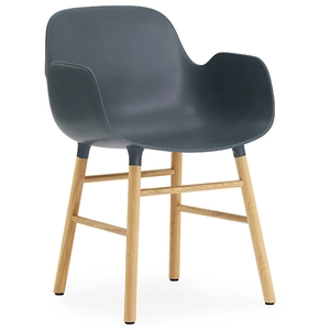 Fauteuil Form avec structure en bois - bleu - Chêne Normann Copenhagen pas cher