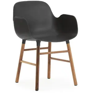 Fauteuil Form avec structure en bois - noir - Noyer Normann Copenhagen