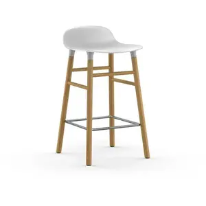 Normann Copenhagen Chaise de bar avec structure en chêne blanc H65 pas cher