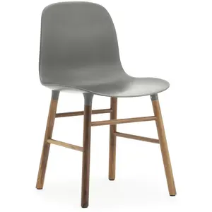 Chaise Form avec structure en bois - gris - Noyer Normann Copenhagen