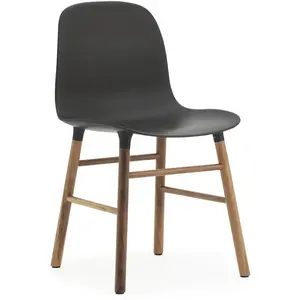Chaise Form avec structure en bois - Noyer - noir Normann Copenhagen