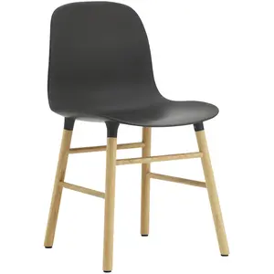 Chaise Form avec structure en bois - noir - Chêne Normann CopenhagenVendu parmyareadesign
