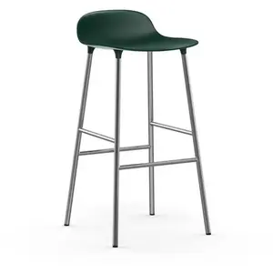 Tabouret de bar en chrome et pp vert 75 cm Form - Normann Copenhagen pas cher