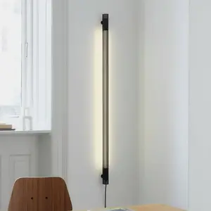 Applique murale GEJST Radent, noir, hauteur 135 cm, LED G13Vendu parluminaire