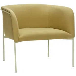Comparateur de prix : Fauteuil lounge Eyrie  en polyester et acier Hubsch