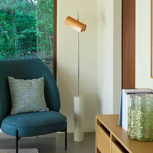 Comparateur de prix : Hubsch Lampadaire réflecteur orange