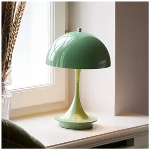 Comparateur de prix : Louis Poulsen Lampe de table portable Panthella 160 verte - 5744173269