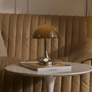 Comparateur de prix : louis poulsen Panthella Portable Lampe de table sans fil, LED, 5744613...